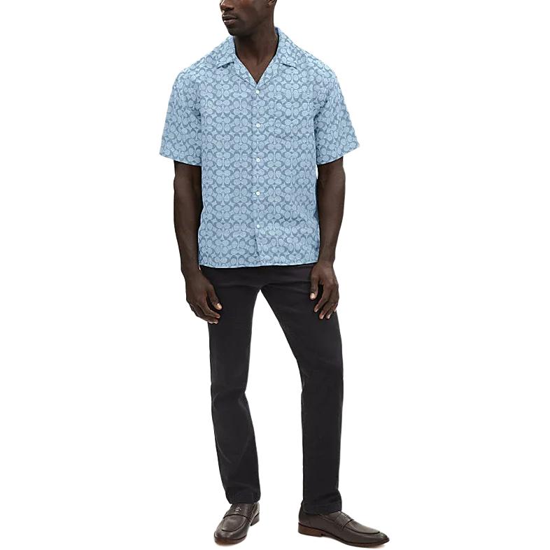 Shop 蔻驰男士春夏蓝色图案印花短袖衬衫SS24. C7812-X0L