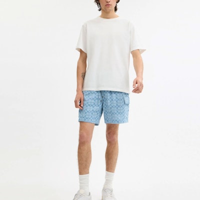 COACH SS25 Drawstring Shorts Casual Outdoor Light Blue Classic Logo. CAX41-LBL Lookbook COACH SS25 Drawstring Shorts Casual Outdoor Light Blue Classic Logo. CAX41-LBL