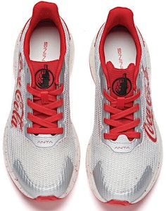 Anta x Coca Cola Buah 'Kelabu Merah' 112025520-13 Lookbook Anta x Coca Cola Buah 'Kelabu Merah' 112025520-13