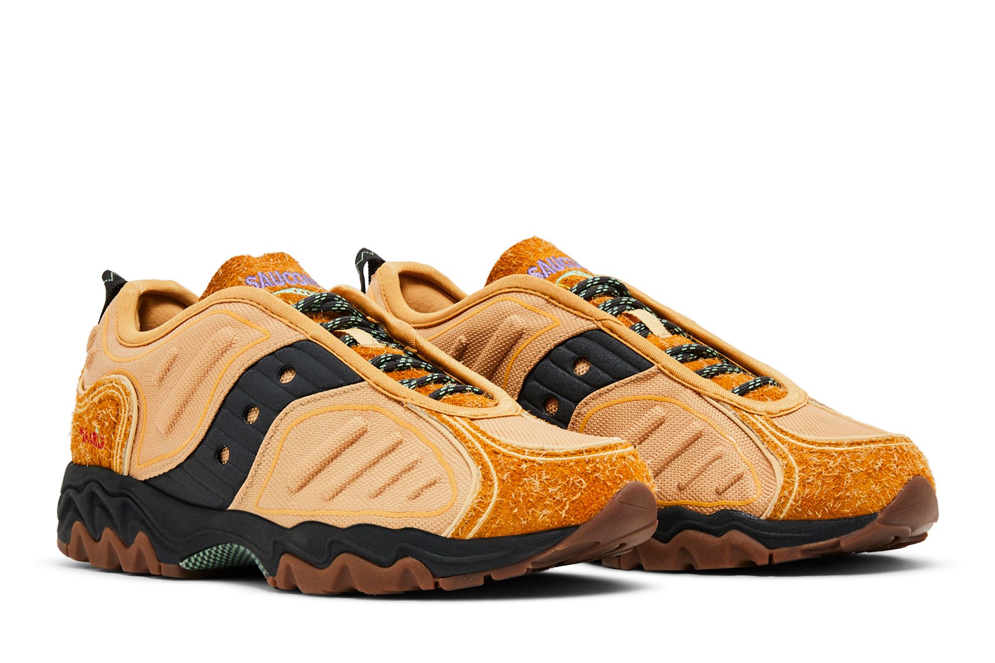 Cheap 컬러 플러스 컴퍼니 x 소코니 매트릭스 '하베스트 밀' S70977-1