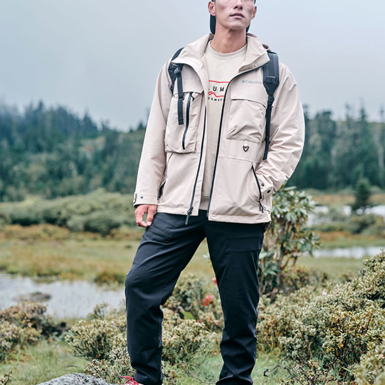 Shop 哥伦比亚防水户外登山休闲舒适夹克 WE2910-271