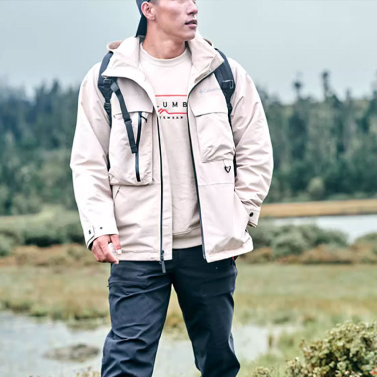 Purchase 哥伦比亚防水户外登山休闲舒适夹克 WE2910-271