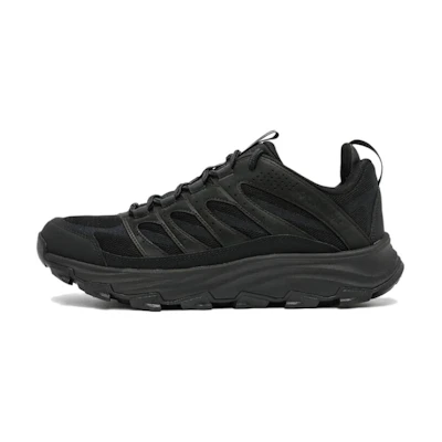Columbia Low 'Black Outdoor'