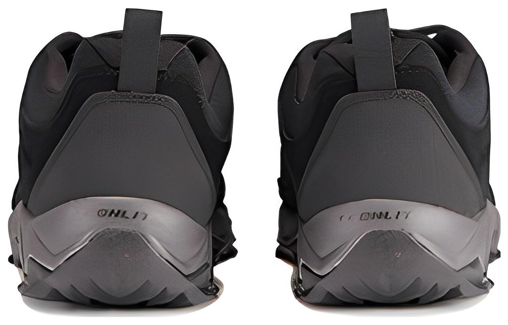 Shop Columbia Outdoor Basses ''Noir Gris'' BM7084-012