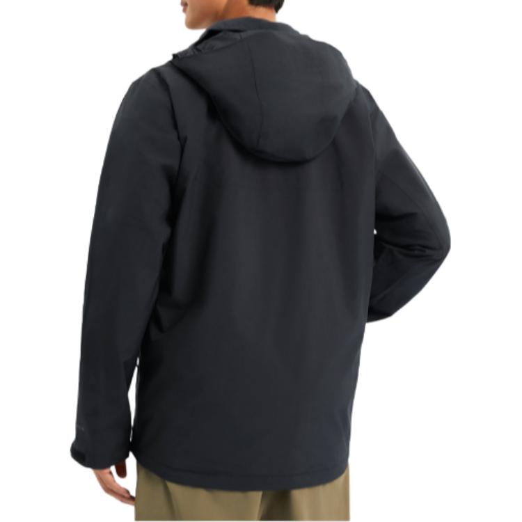 Lookbook Columbia Titanium 防水登山外套 男女款 石墨黑 XE3734&XE3580