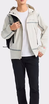 Columbia Titanium 系列防水外套 中性款米色 - 休閒運動舒適 WE2939-278 Lookbook Columbia Titanium 系列防水外套 中性款米色 - 休閒運動舒適 WE2939-278