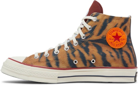 Come Tees x Converse Chuck 70 High 'Alam dan Kenyataan' 173121C Lookbook Come Tees x Converse Chuck 70 High 'Alam dan Kenyataan' 173121C