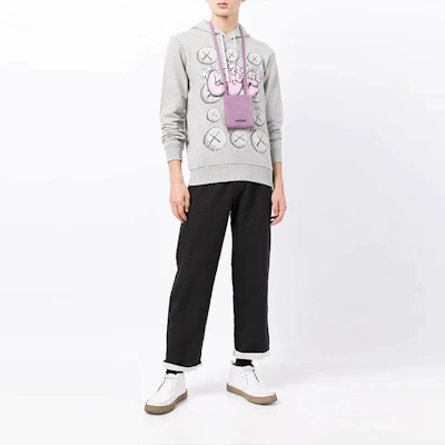 꼼데가르송 CDG FW21 레터 프린트 만화 스웨트셔츠 그레이 FH-T001-W21-1 Lookbook 꼼데가르송 CDG FW21 레터 프린트 만화 스웨트셔츠 그레이 FH-T001-W21-1