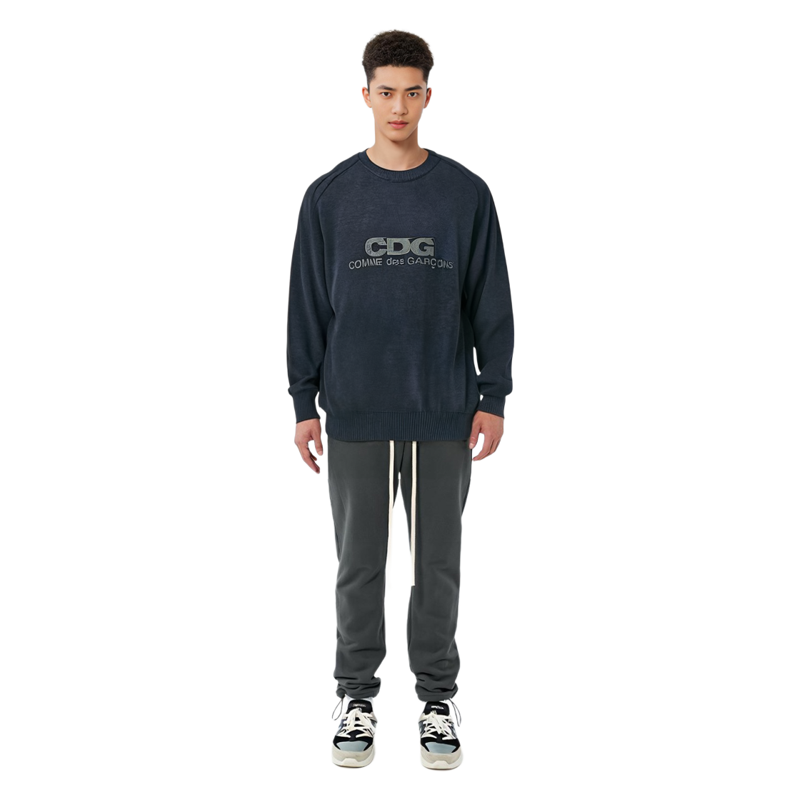 Purchase Comme Des Garçons CDG 標誌印花長袖圓領運動衫 男女同款 海軍藍 SZ-N003-NAVY-BLUE