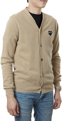 Comme Des Garçons CDG Play V-Neck Black Heart Knit Cardigan Casual and Comfortable Sweater. AZ-N024-051-3 Sizing Comme Des Garçons CDG Play V-Neck Black Heart Knit Cardigan Casual and Comfortable Sweater. AZ-N024-051-3