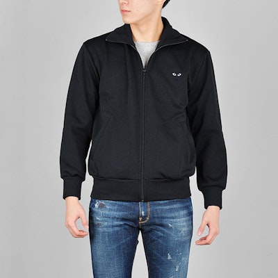 Comme Des Garçons CDG Play Jaket Lengan Panjang Zip Hitam Black Heart. AZ-T256-051-1 Shop Comme Des Garçons CDG Play Jaket Lengan Panjang Zip Hitam Black Heart. AZ-T256-051-1