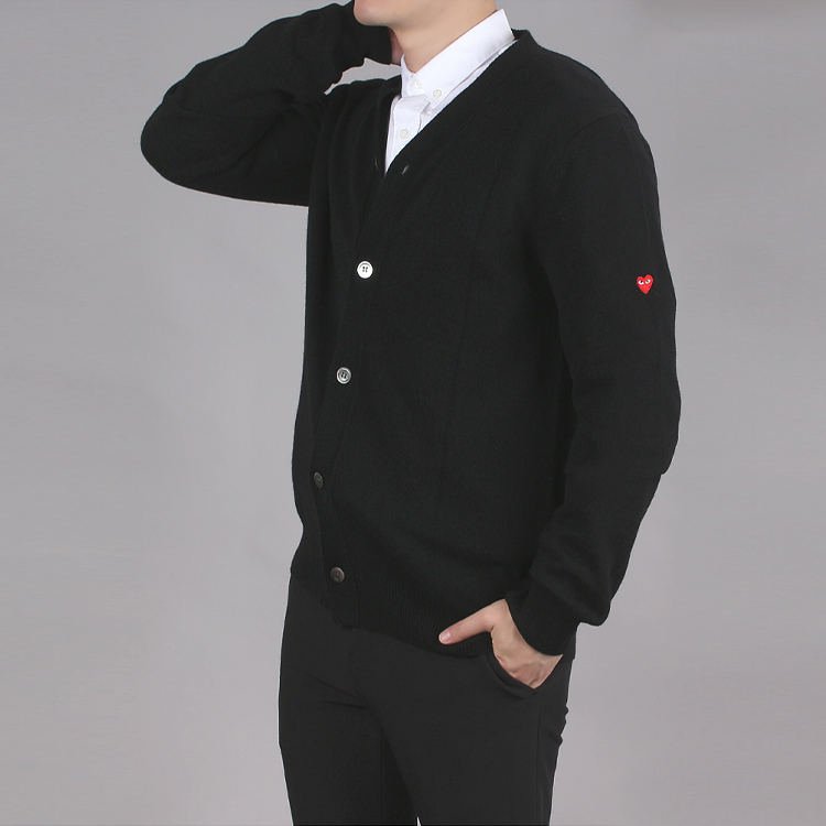 Comme Des Garçons CDG Play Black V-Neck Wool Knit Sweater with Red Heart Embroidery (Men). AZ-N042-051-1 圖 5