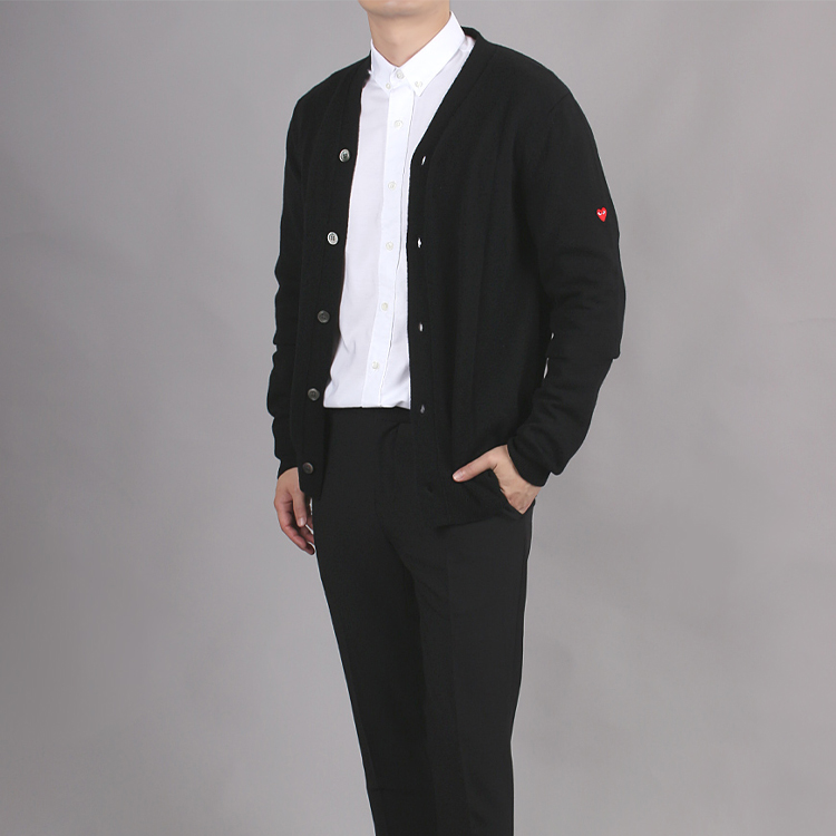 Comme Des Garçons CDG Play Black V-Neck Wool Knit Sweater with Red Heart Embroidery (Men). AZ-N042-051-1 圖 6