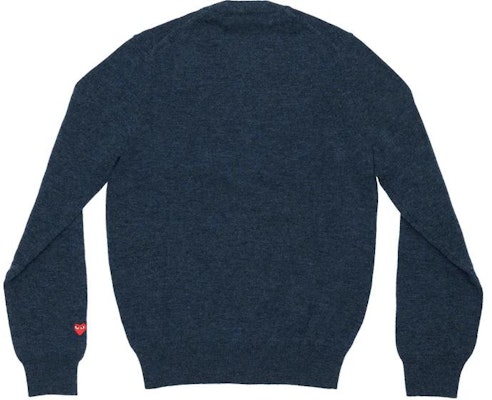 Comme Des Garçons CDG Play SS24 Unisex Baju Knit Butang Biru Navy. AX-N091-051-NAVY BLUE Lookbook Comme Des Garçons CDG Play SS24 Unisex Baju Knit Butang Biru Navy. AX-N091-051-NAVY BLUE