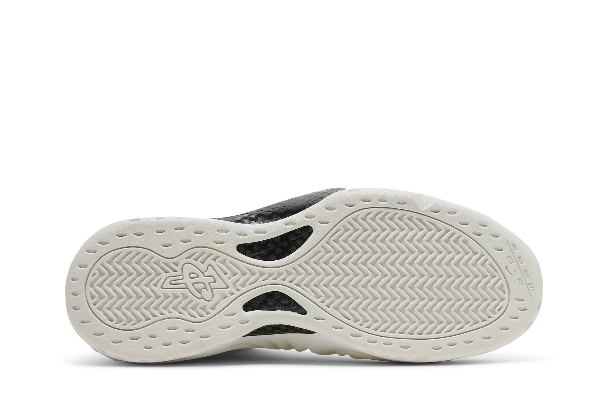 Comme des Garçons Homme Plus x Nike Air Foamposite One 'White' DJ7952-100 - Image 4
