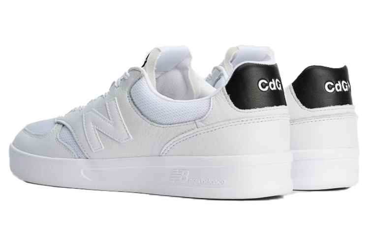 Shop Comme des Garçons Homme x New Balance 300 'Putih Hitam' CT300JN3