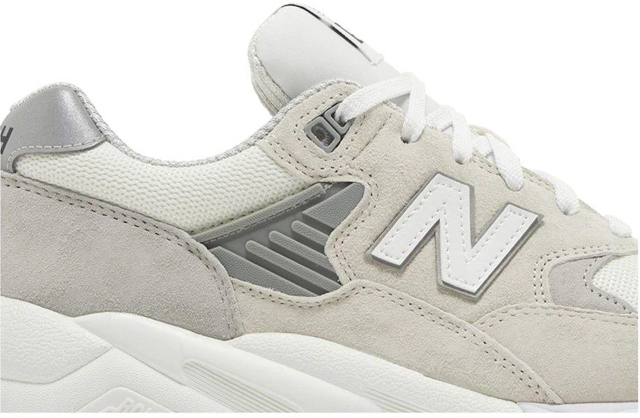 Comme des Garçons Homme x New Balance 580 '白色' MT580HM2 Lookbook Comme des Garçons Homme x New Balance 580 '白色' MT580HM2