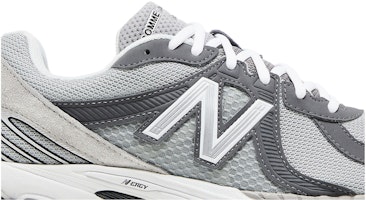 コムデギャルソンオム × NB 860v2 グレー HN-K102-001-1 Order コムデギャルソンオム × NB 860v2 グレー HN-K102-001-1