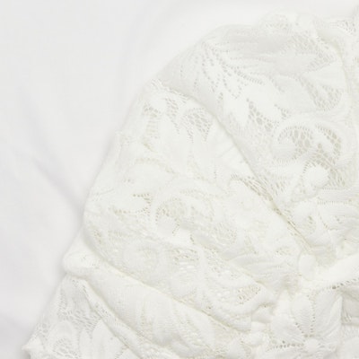 Comme des Garçons荷叶边底部T恤'白色' GH T002 051 WHIT Lookbook Comme des Garçons荷叶边底部T恤'白色' GH T002 051 WHIT