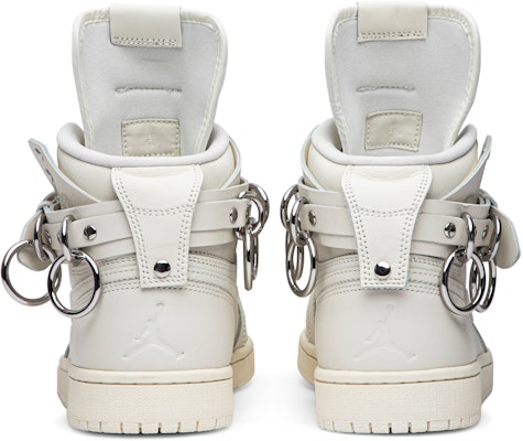 Comme des Gar ons x Air Jordan 1 Retro Strap High White CN5738