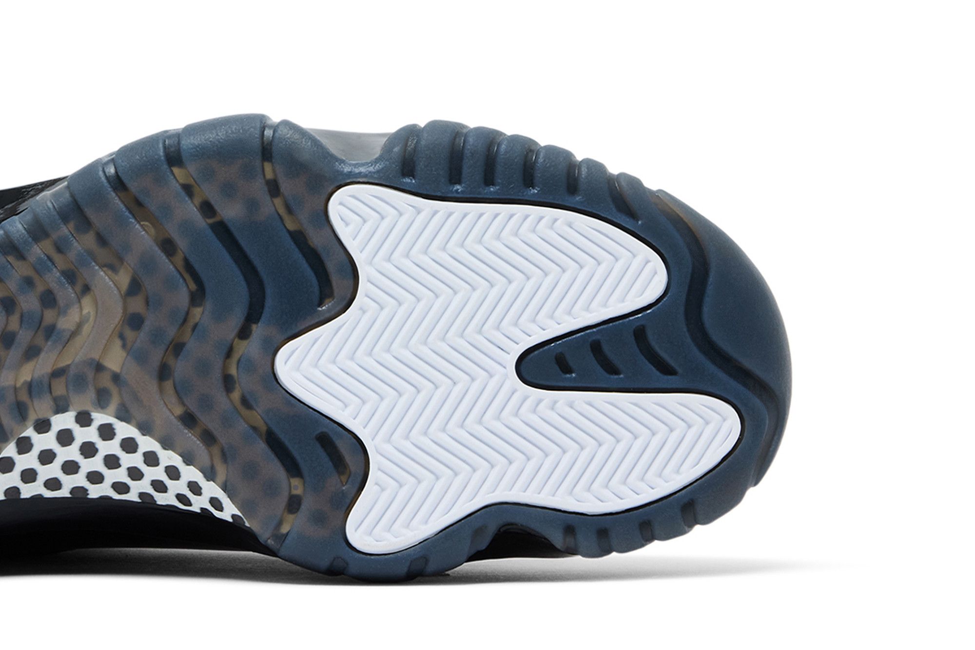Purchase Comme des Garçons x Air Jordan 11 復刻版 ''黑色'' IV7639-001