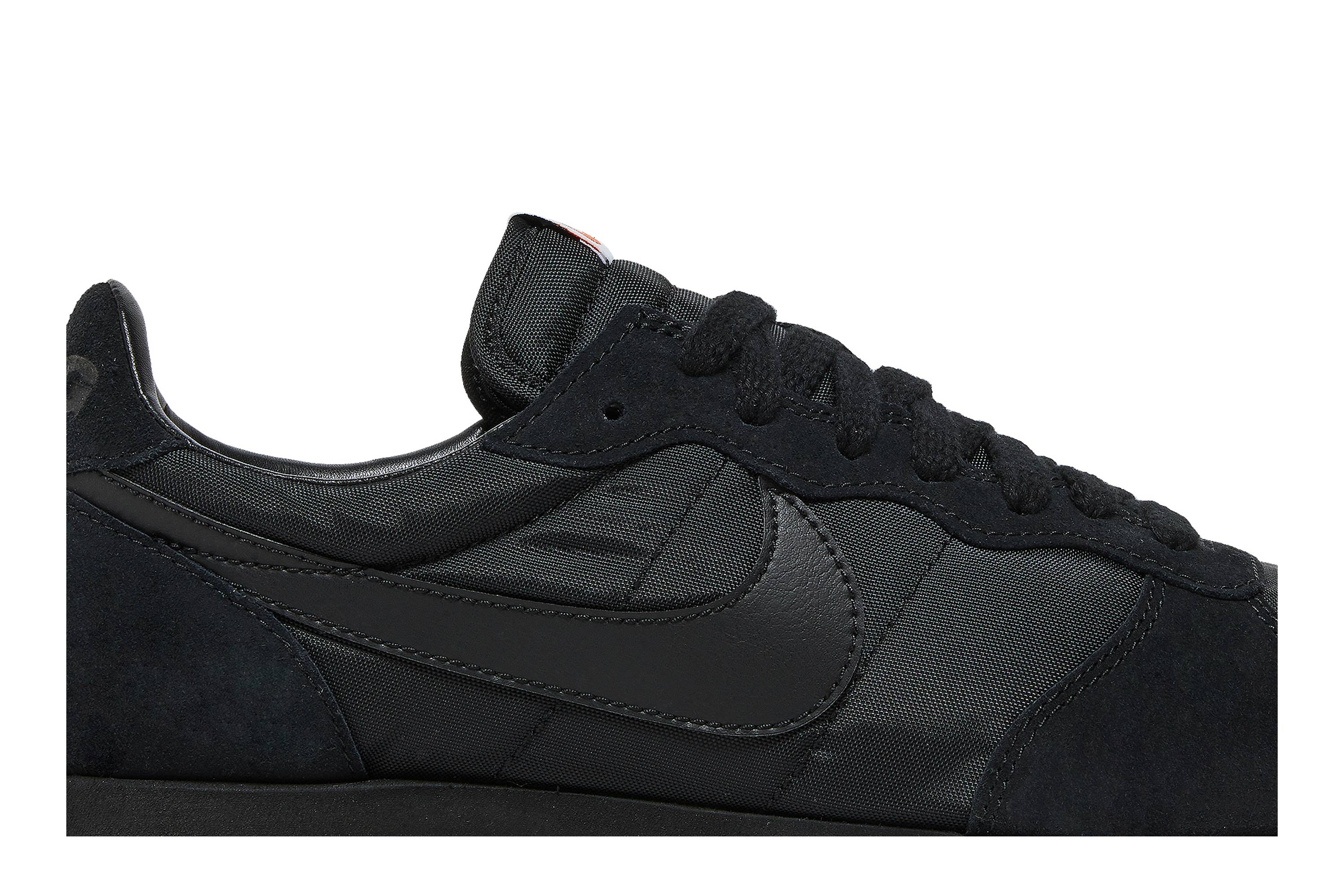 Order Comme Des Garçons x Nike Eagle 'Triple Black' DQ0221-001