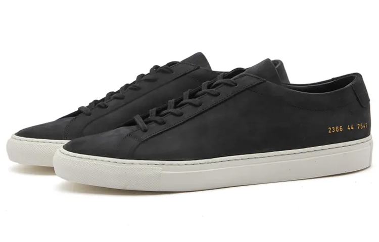 Order Common Projects 阿基里斯低帮 '黑色麂皮' 2366-7547