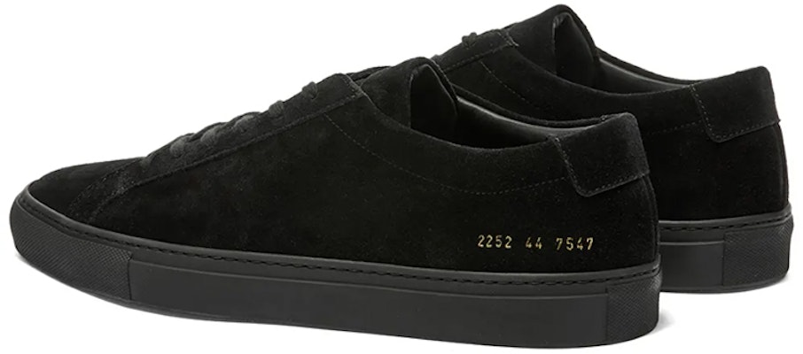 Common Projects Original Achilles Low 'Black Suede' Sepatu Hitam Suede. 2252-7547 Lookbook Common Projects Original Achilles Low 'Black Suede' Sepatu Hitam Suede. 2252-7547