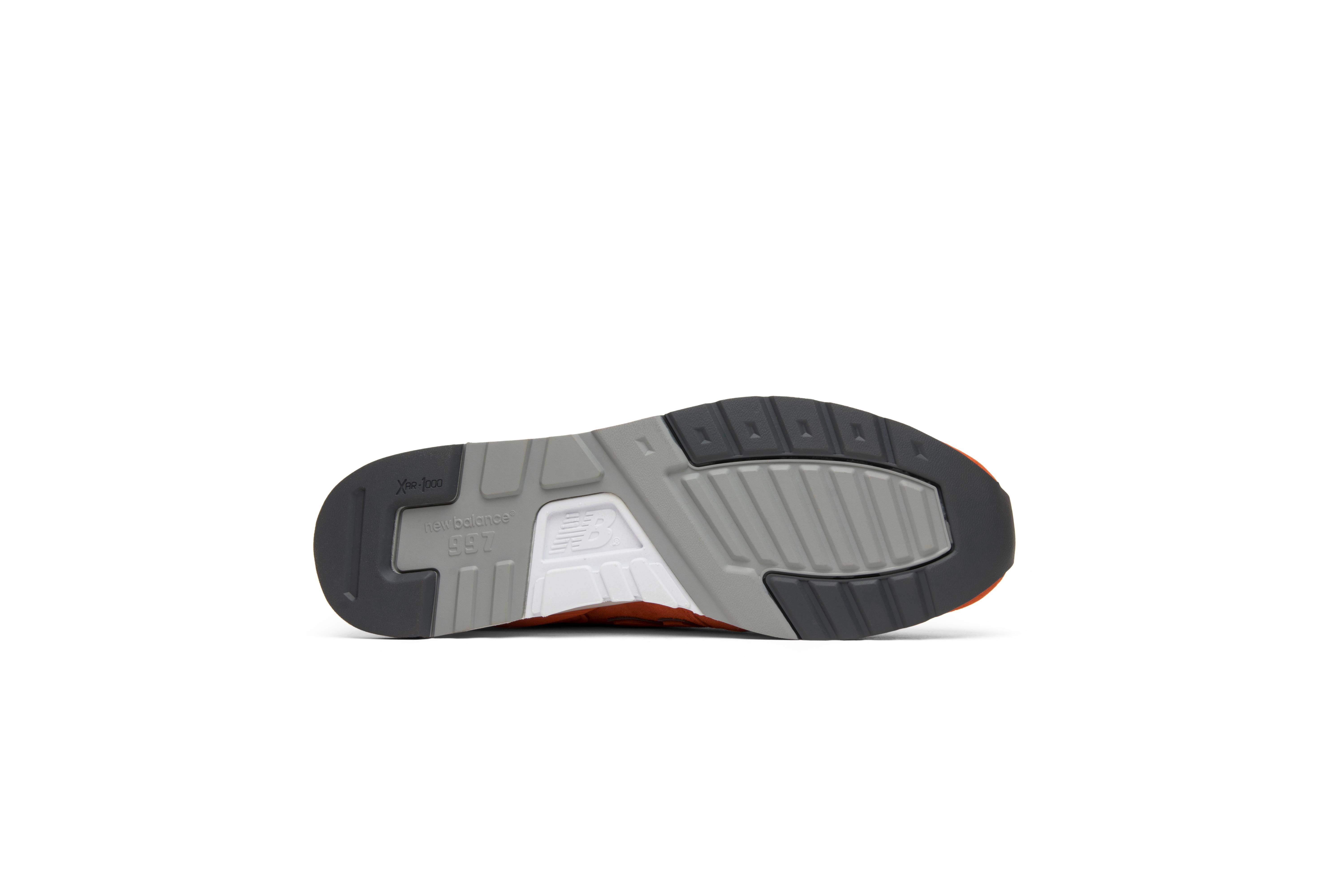 Shop Concepts x New Balance 997 'Artículos de Lujo' M997TNY