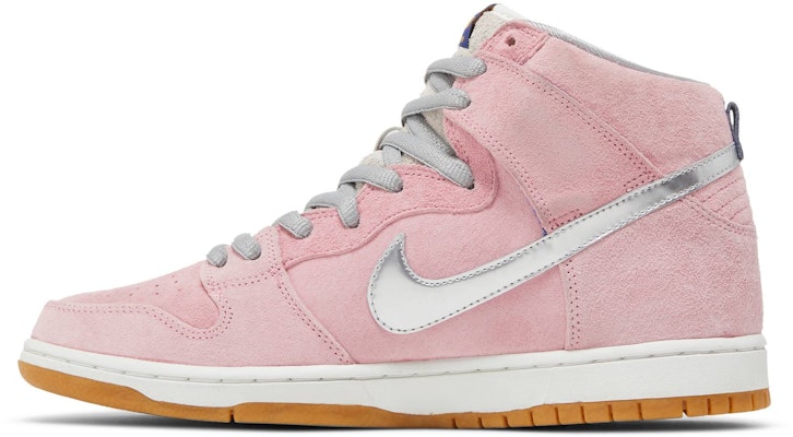 Concepts x Nike Dunk High Pro Premium SB 'When Pigs Fly' - Saat Babi Terbang 554673-610 Lookbook Concepts x Nike Dunk High Pro Premium SB 'When Pigs Fly' - Saat Babi Terbang 554673-610