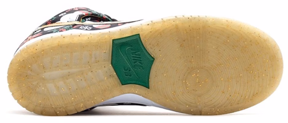 Concepts x Nike SB Dunk High Premium '醜陋聖誕毛衣' 635525-006 Shop Concepts x Nike SB Dunk High Premium '醜陋聖誕毛衣' 635525-006