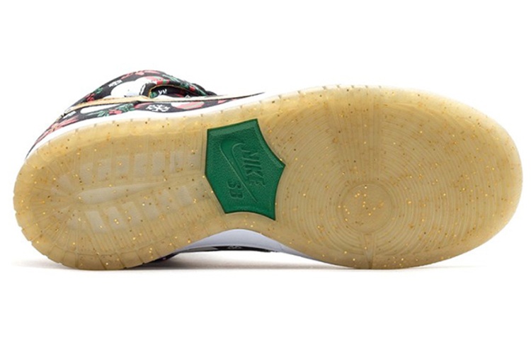 Shop Concepts x Nike SB Dunk High Premium 'Sweater Krismas Hodoh' 635525-006