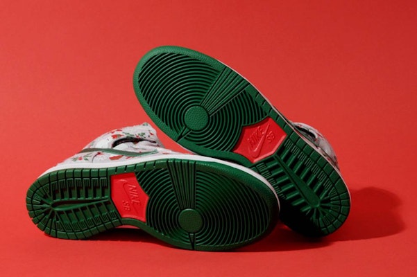 Concepts x Nike SB Dunk High Premium 'Ugly Christmas Sweater' Grey 635525-036 Details for Concepts x Nike SB Dunk High Premium 'Ugly Christmas Sweater' Grey 635525-036