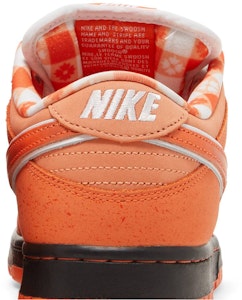 Concepts x Nike SB Dunk Low 'Orange Lobster' Kotak Spesial FD8776-800-SB Sizing Concepts x Nike SB Dunk Low 'Orange Lobster' Kotak Spesial FD8776-800-SB