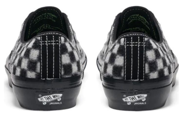 Details for 반스 x 컨셉츠 어센틱 볼트 OG LX "블랙 화이트" VN0A4BV9Y28