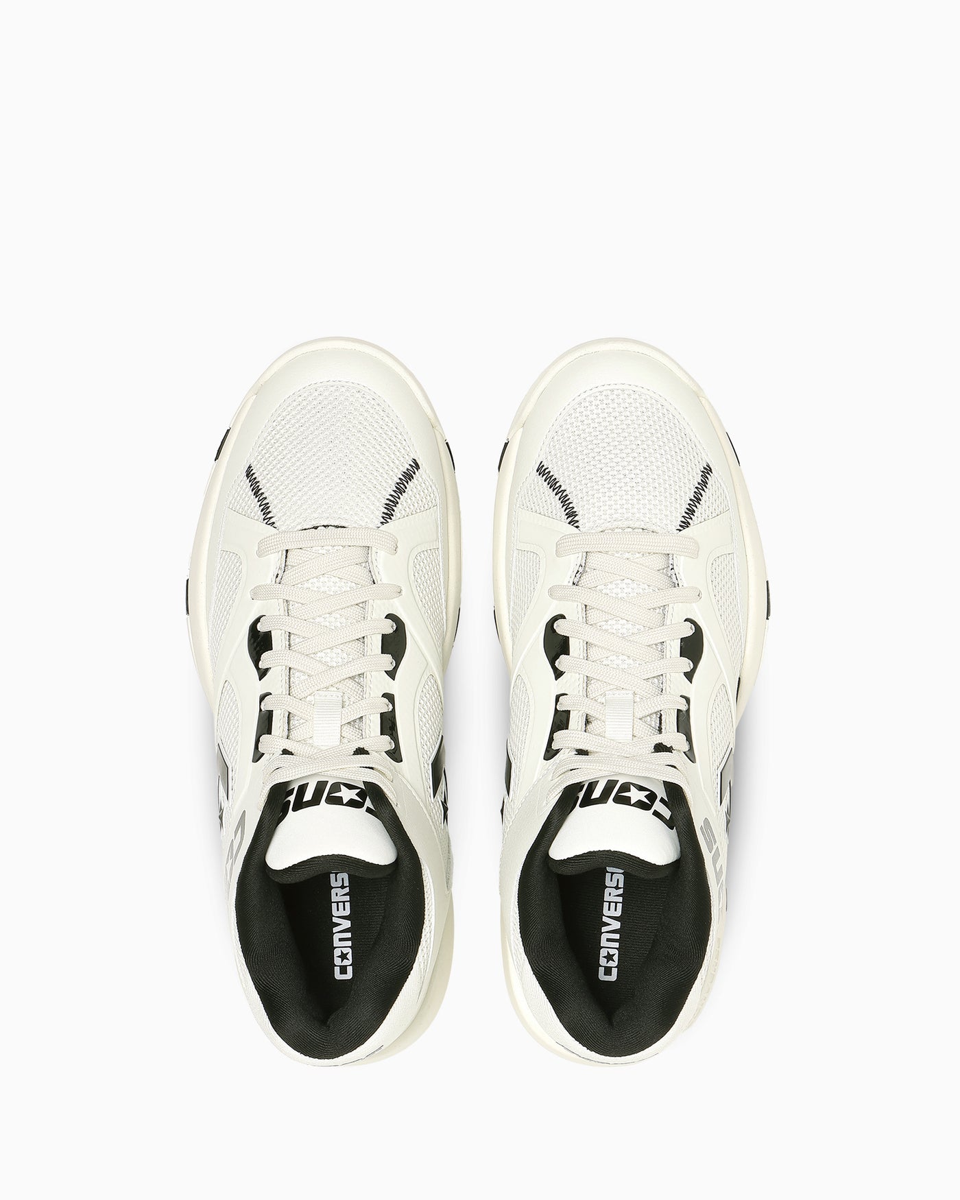 Shop Converse Accelerator Mid 米白/黑色 33500530