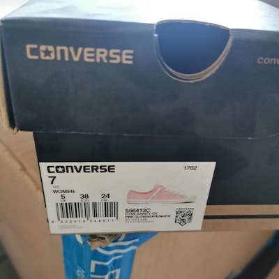Converse All Star 'Merah Jambu' 556413C Lookbook Converse All Star 'Merah Jambu' 556413C