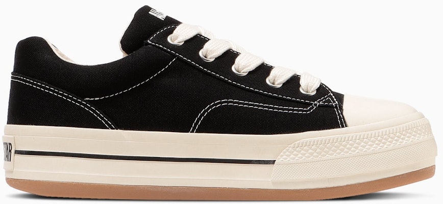 Converse All Star Boarderstar OX Kasut Hitam 31316411 Lookbook Converse All Star Boarderstar OX Kasut Hitam 31316411