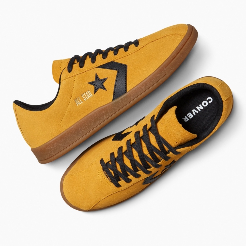 Shop Converse All Star Classic Ox Scarpe Casual Giallo/Nero Gialle A15621C