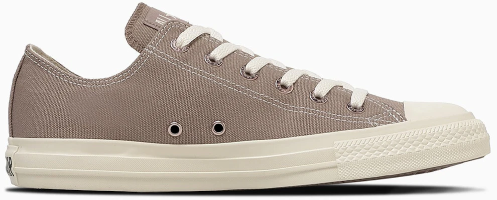 匡威全明星扁眼孔低帮休闲鞋 浅褐色 31318131 Lookbook 匡威全明星扁眼孔低帮休闲鞋 浅褐色 31318131