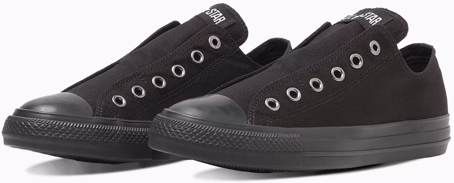 Converse All Star 套穿帆布鞋 黑色單色款 31317161 Lookbook Converse All Star 套穿帆布鞋 黑色單色款 31317161