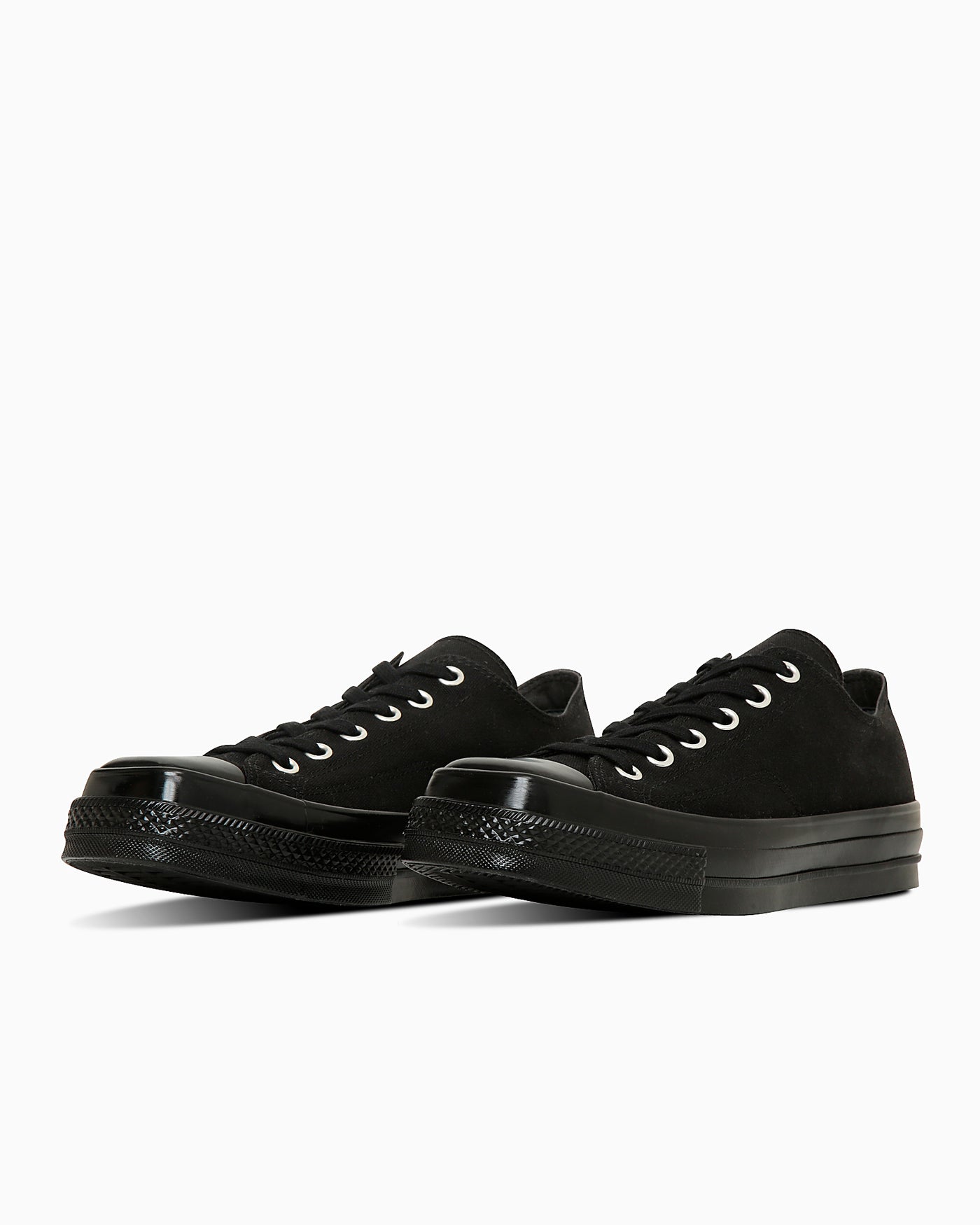 Lookbook Converse All Star Square Toe OX Hitam Monokrom 31316072