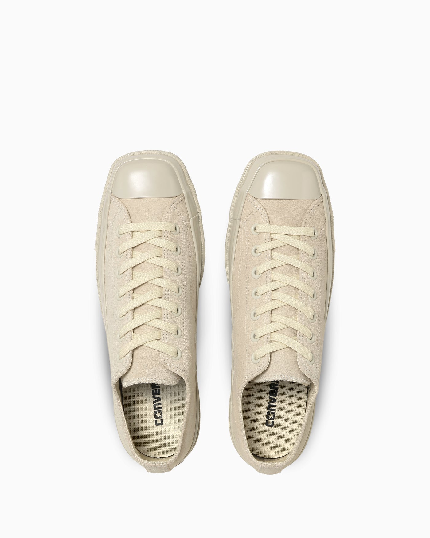 Shop Converse All Star 方頭麂皮低幫運動鞋 米白色 31317361