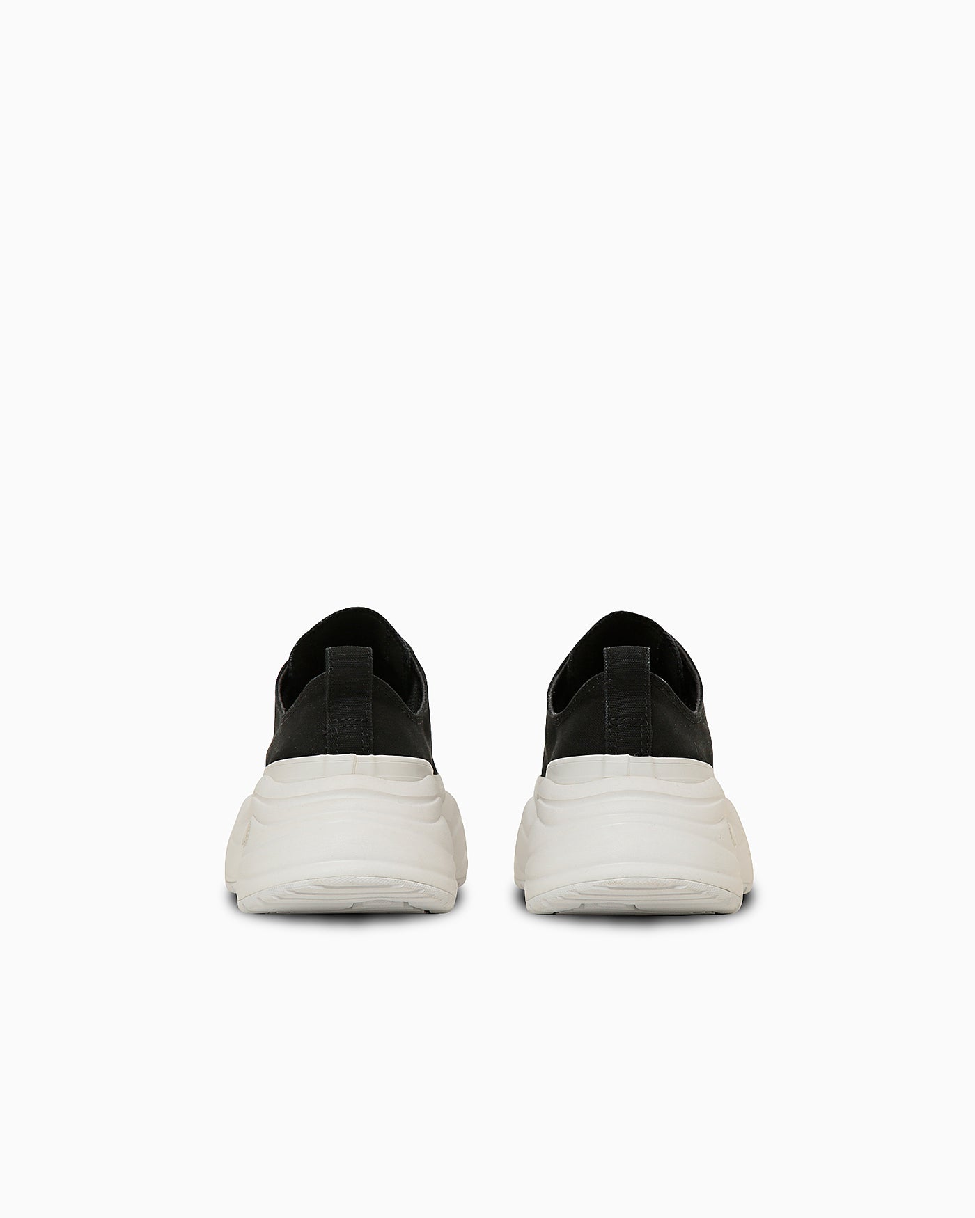 Purchase (W) Converse All Star SurgeTrainer Ox Sepatu Putih/Putih 31315501