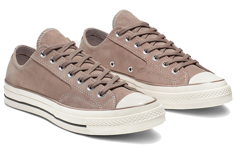 Lookbook 컨버스 척 70 레더 로우탑 (Converse Chuck 70 Leather Low Top) 164941C