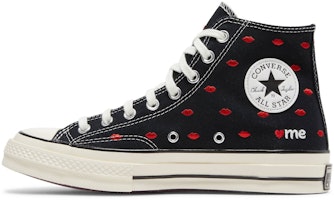 컨버스 척 70 자수 립스 하이 '블랙' A01600C Lookbook 컨버스 척 70 자수 립스 하이 '블랙' A01600C