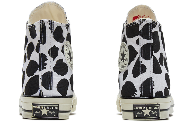 Shop Converse Chuck 70 High 'Estampado de Vaca' 167484C