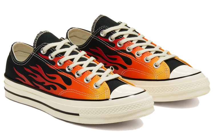 Shop 匡威 Chuck 70 低帮“档案火焰印花” 167813C