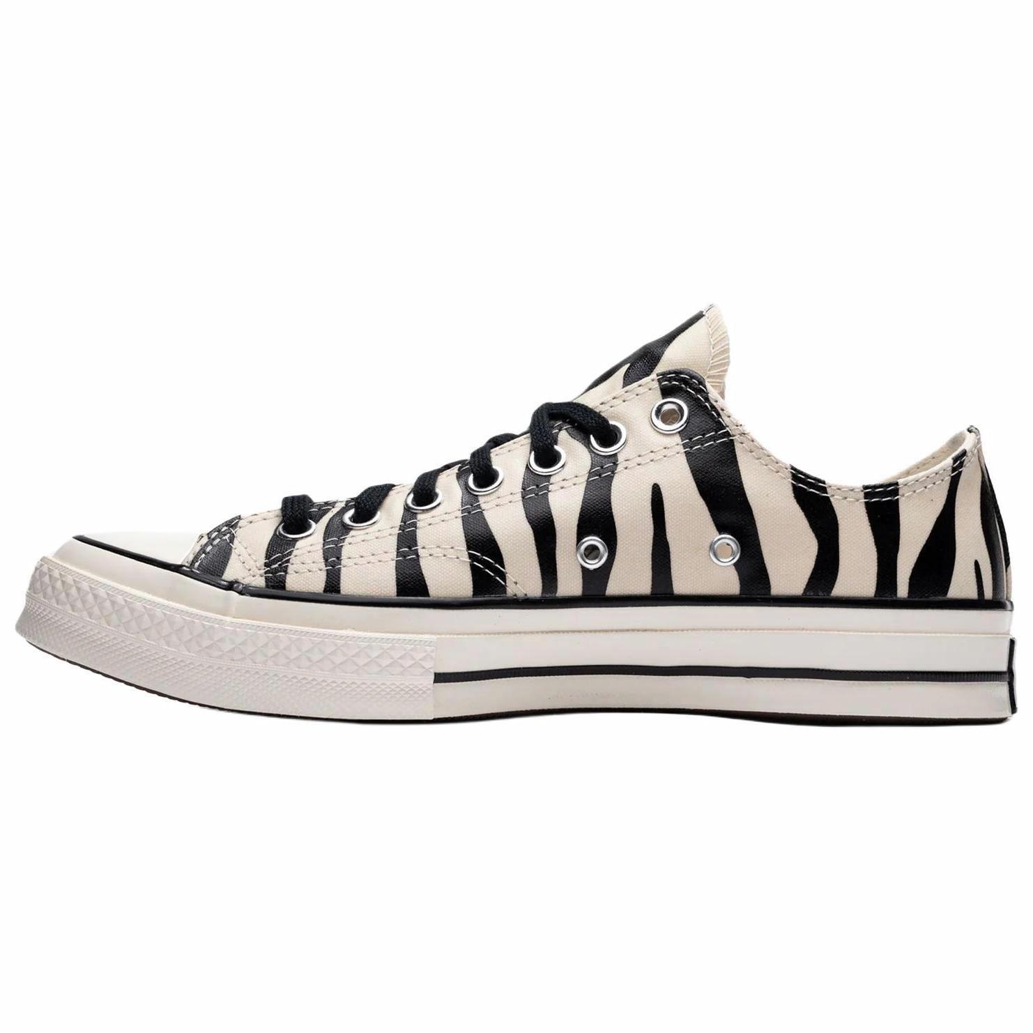 Lookbook Converse Chuck 70 Low ''Zebra Glow-In-The-Dark'' A13438C