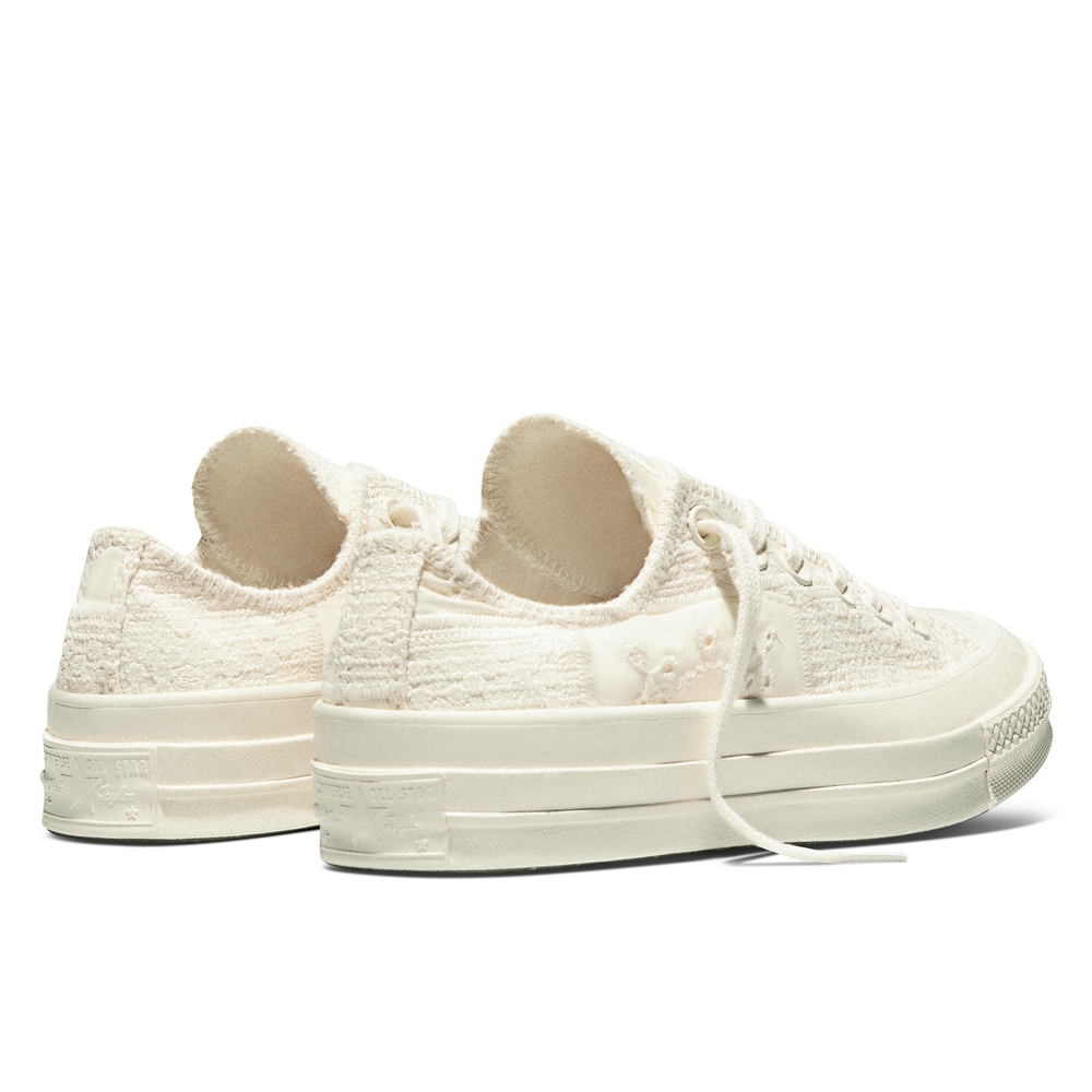 Details for コンバース チャック 70 オックス エグレット/エグレット/エグレット カジュアルシューズ A16989C